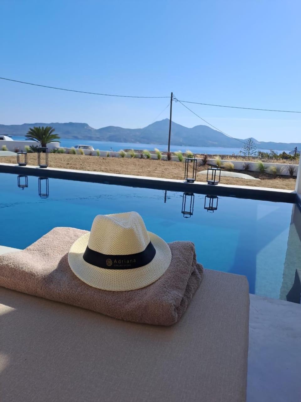 Adriana Luxury Villas Adamantas  Exteriör bild