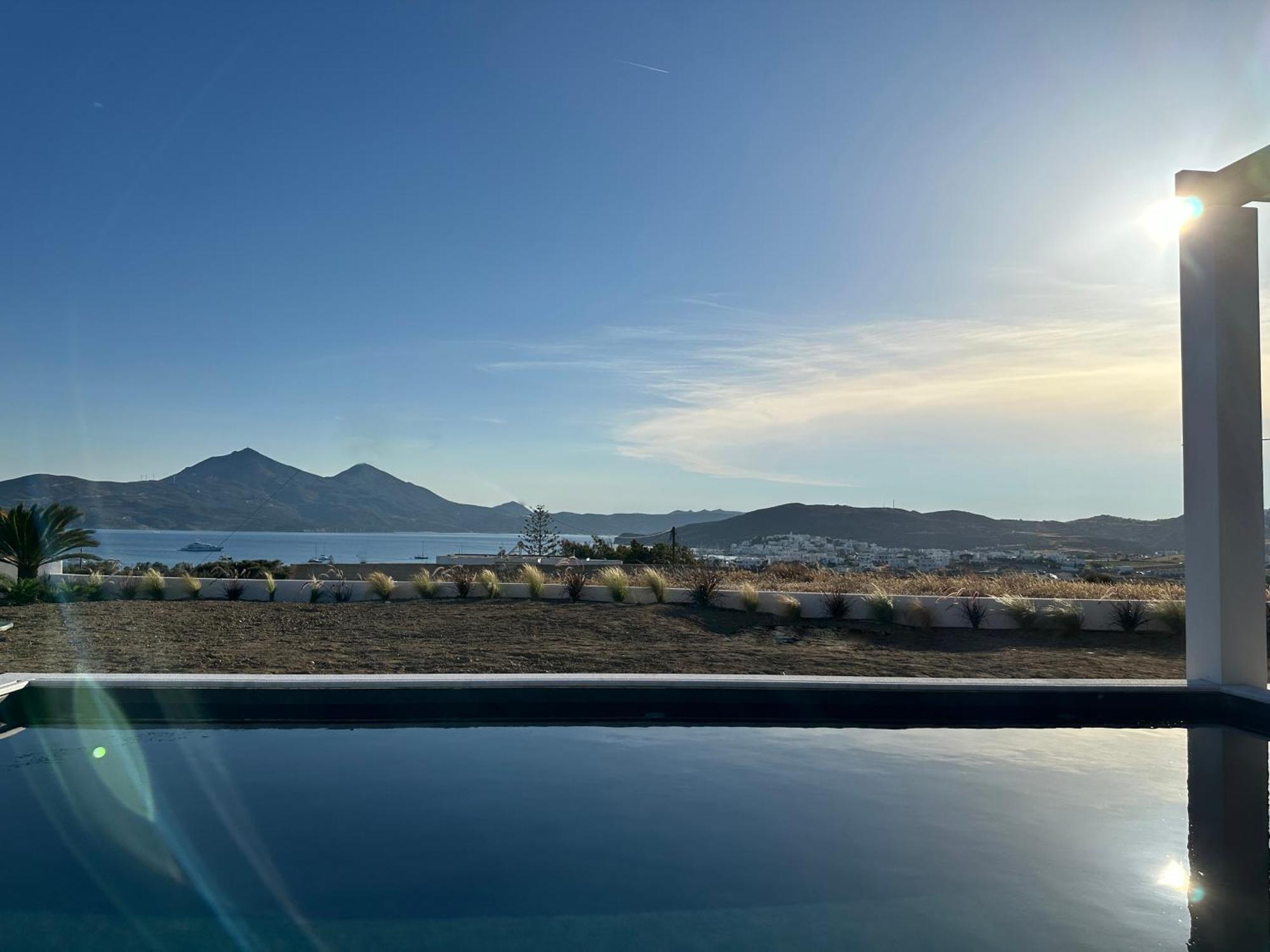 Adriana Luxury Villas Adamantas  Exteriör bild